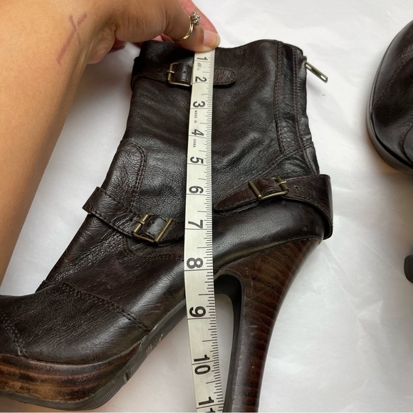 SE BOUTIQUE BY SAM EDELMAN Brown Leather Biker Buckle Boots - Picture 7 of 13
